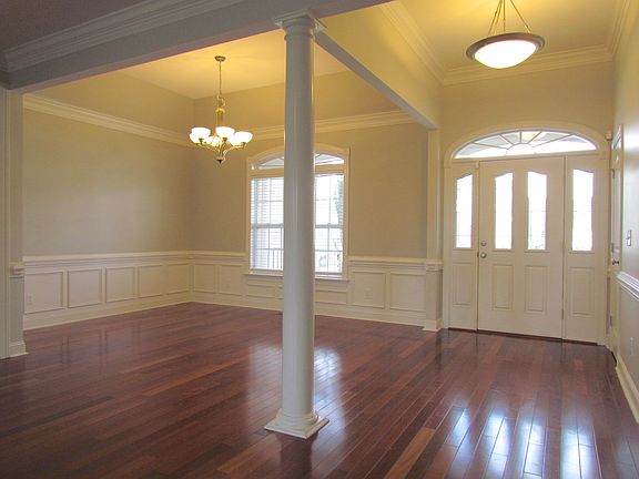4th image of 3709 Oglethorpe Dr