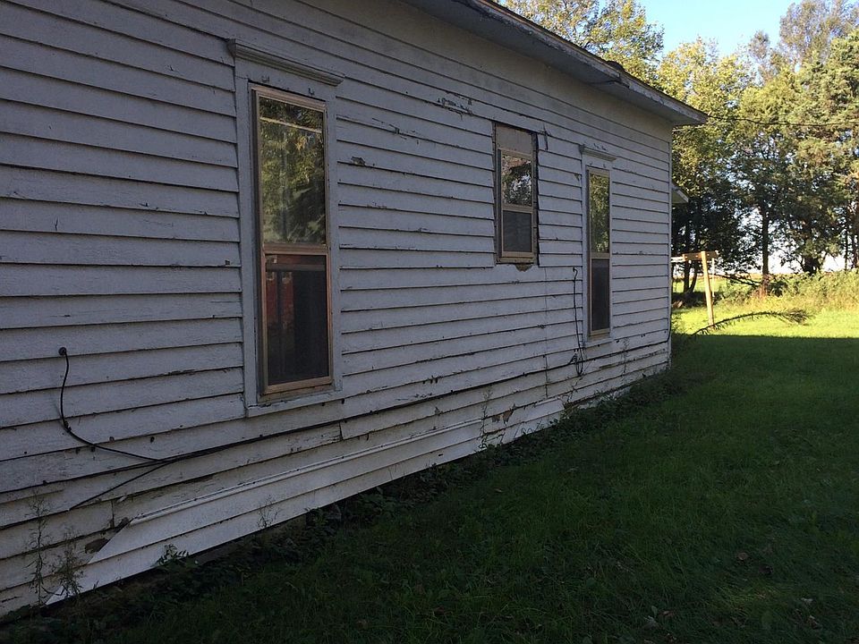 2nd image of 108 Munden Ave