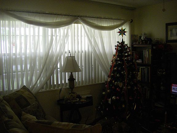 4th image of 434 Chatham U #434