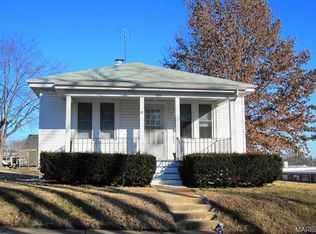 620 Elm St, Washington, MO 63090