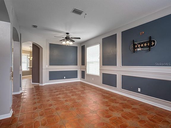 4th image of 1261 Burgundy Ct