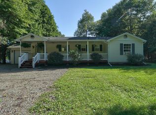 114 Wynooska Rd, Canadensis, PA 18426