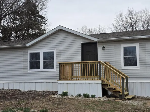 2939 County Road 498, New Bloomfield, MO 65063