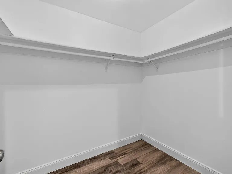 2101 SE Bisbee St — Photo 30