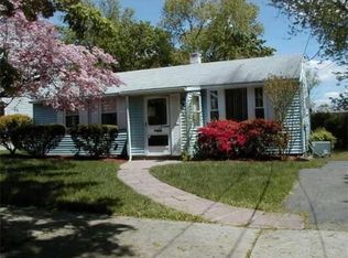 9 Edward Rd, Newton, MA 02465