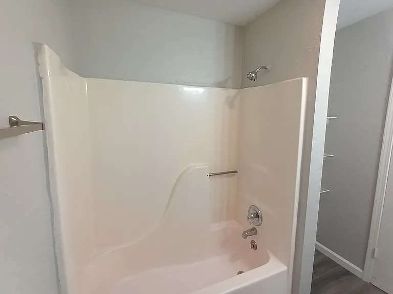 625 Old Humboldt Rd #D — Photo 8