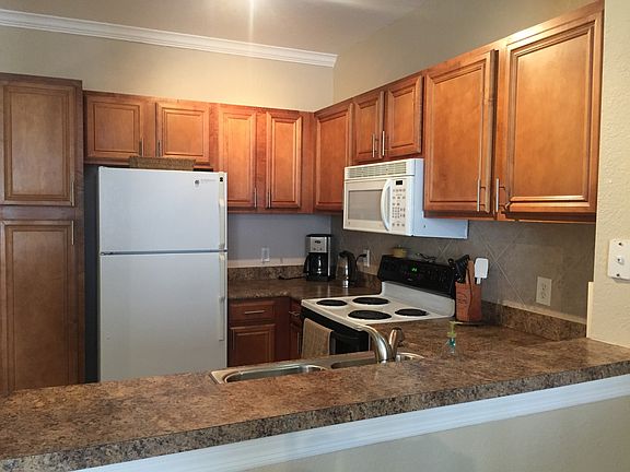 4th image of 6131 Metrowest Blvd Unit 109