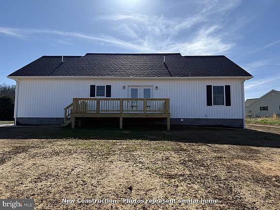 2nd image of 148 Forman Rd
