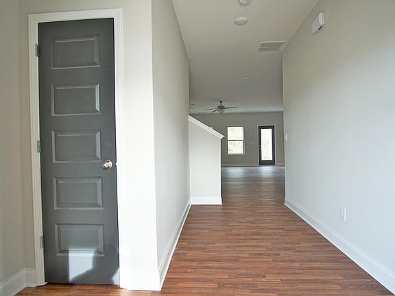 4th image of 491 Omnia Ct