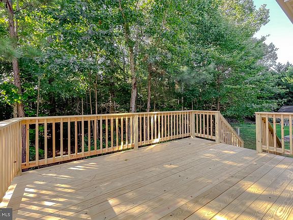 5th image of 47311 Willow Wood Dr
