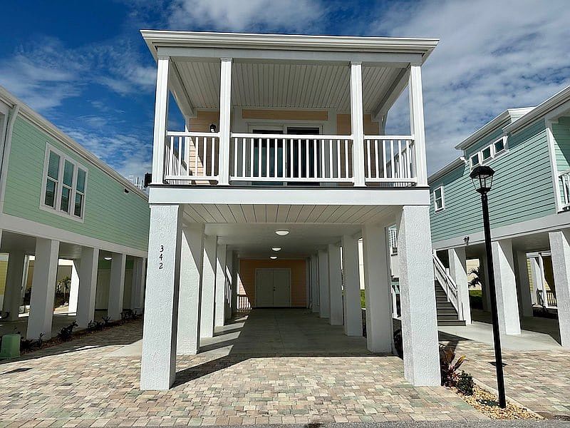 1st image of 342 NE Coastal Dr #342