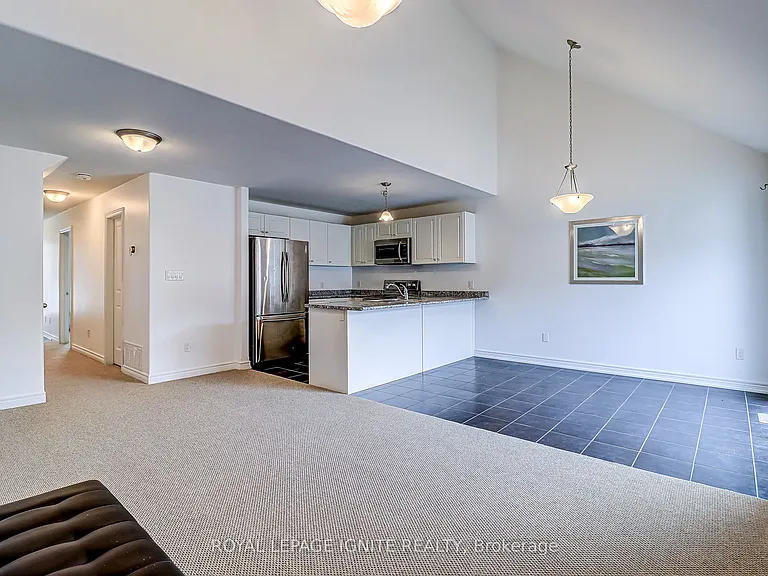 931 Broadway Blvd — Photo 28