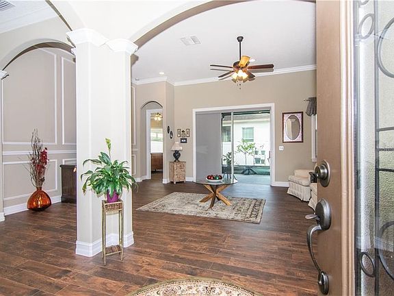 4th image of 3008 Lake Ellen Ln