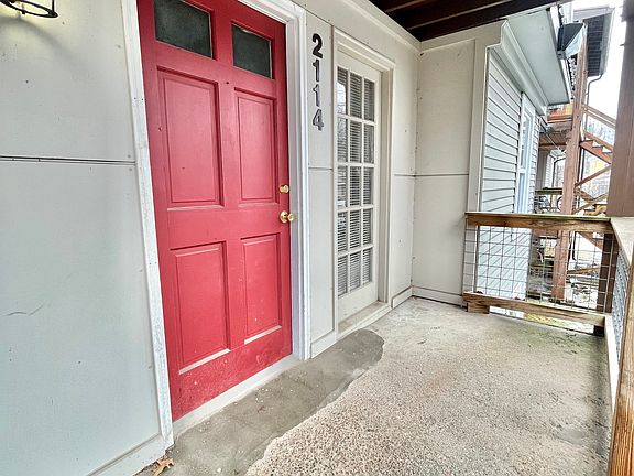 3rd image of 2104 Vernon Ct #7fbaaf790