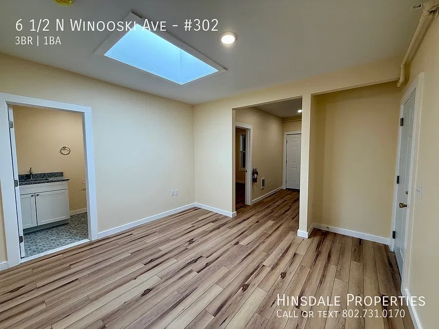 3 bed, $2,100 — Photo 4