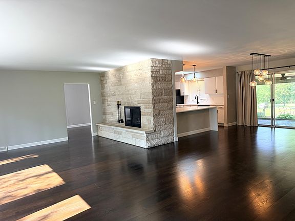 4th image of 11265 W 80th Ct