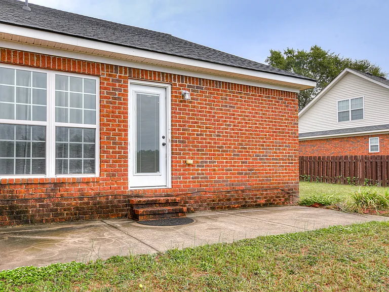 223 Old Berzelia Rd — Photo 37