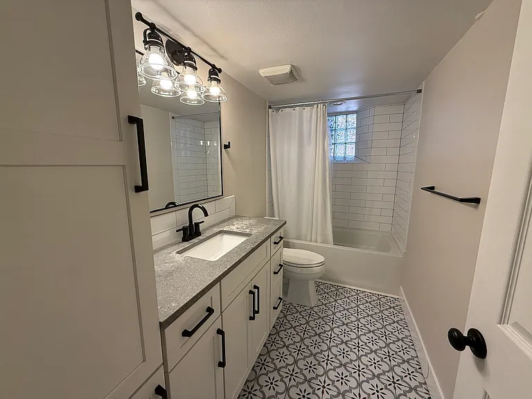 3029 Zenobia St — Photo 21
