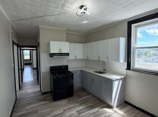 429 S 6th St FLOOR 3, Newark, NJ 07103