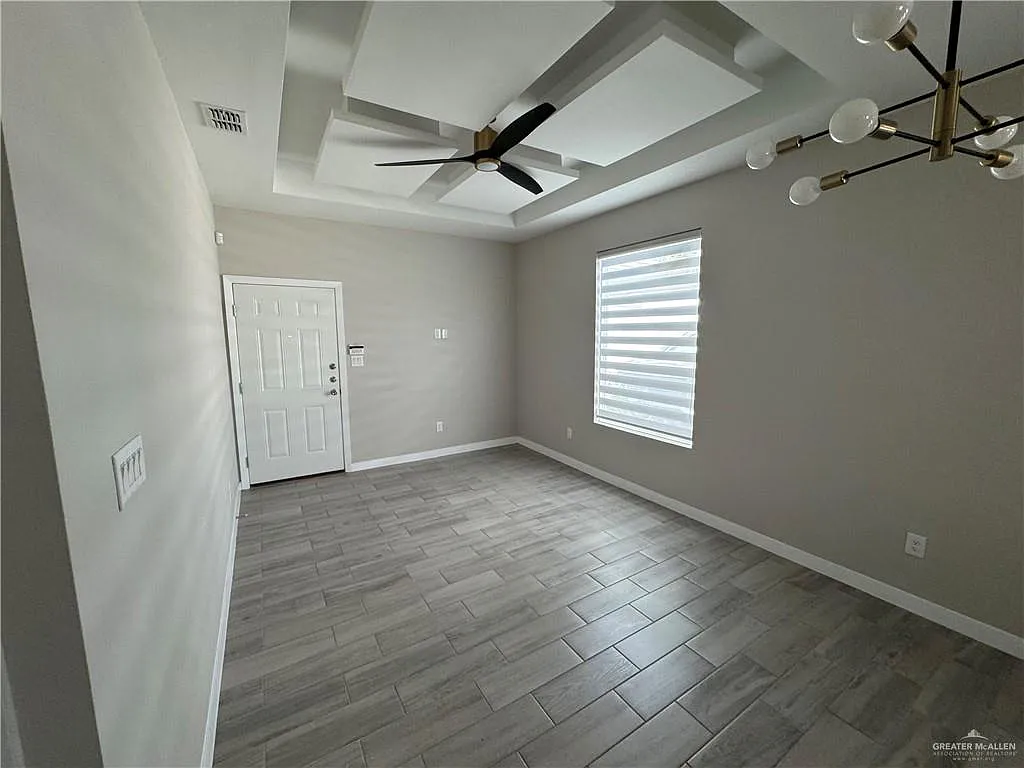 2 bed, 2.0 bath, 1000 sqft, $1,050 — Photo 3