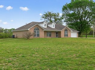 2 Green Meadows Dr, Vilonia, AR 72173