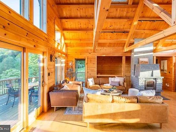 4th image of 151 White Fawn Ln