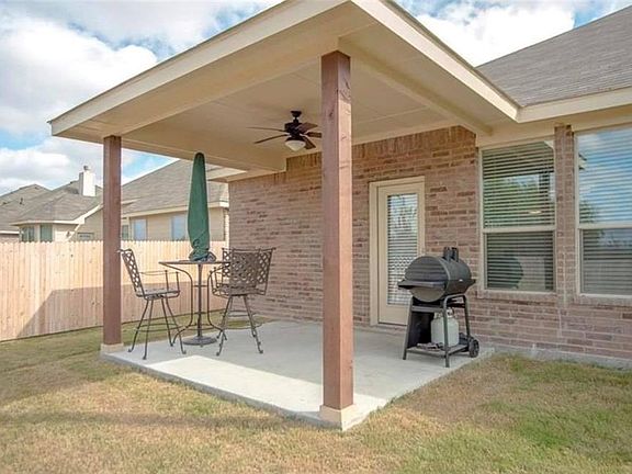 4th image of 408 Jennie Marie Cir