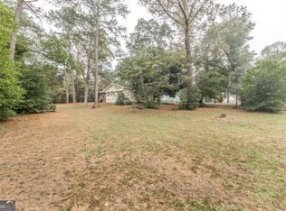 1104 Jewell Dr, Perry, GA 31069
