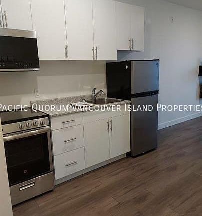3rd image of 430 5th St #202