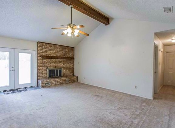 4th image of 107 E Blancas Dr