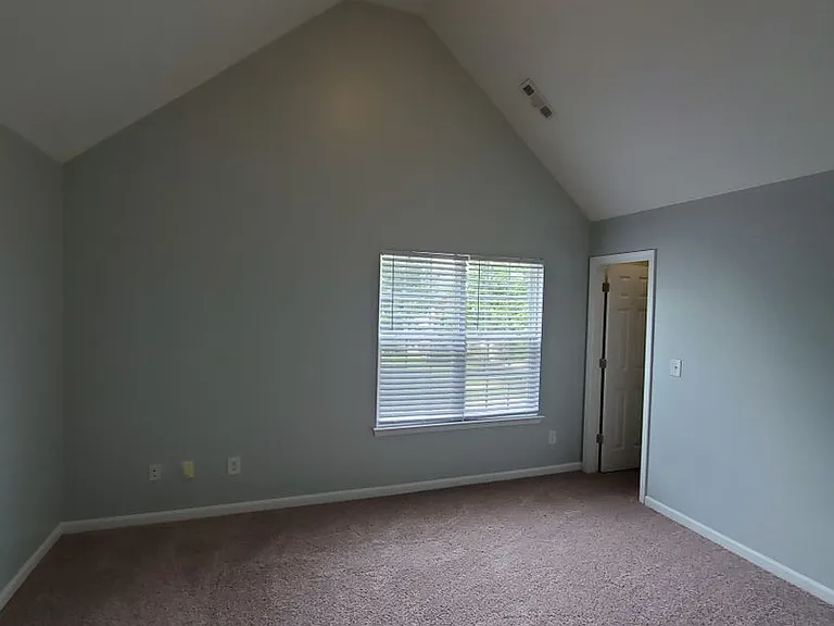 1921 Lexington Ave — Photo 17