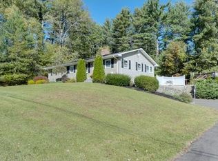 28 Forest St, Palmer, MA 01069