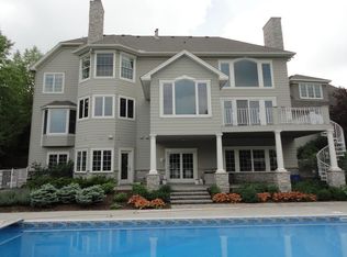 9247 Wedgewood Pt, Woodbury, MN 55125