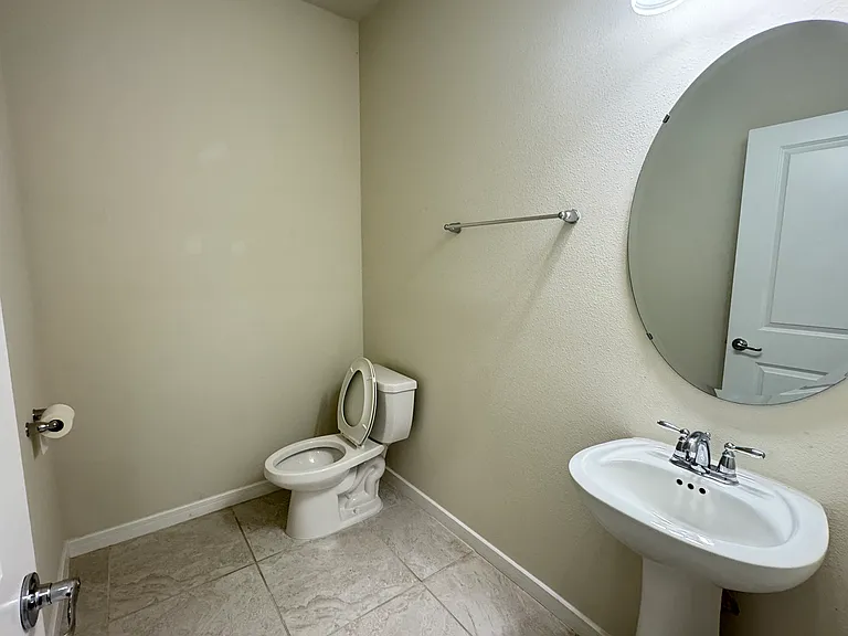 17309 Back Bay Ct — Photo 11