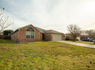 1714 Country Crest Ln, Mansfield, TX 76063