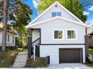 3709 N 2nd Ln, Milwaukee, WI 53212