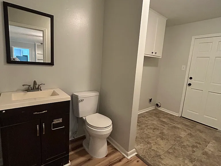 5165 Shirlwood Dr — Photo 17