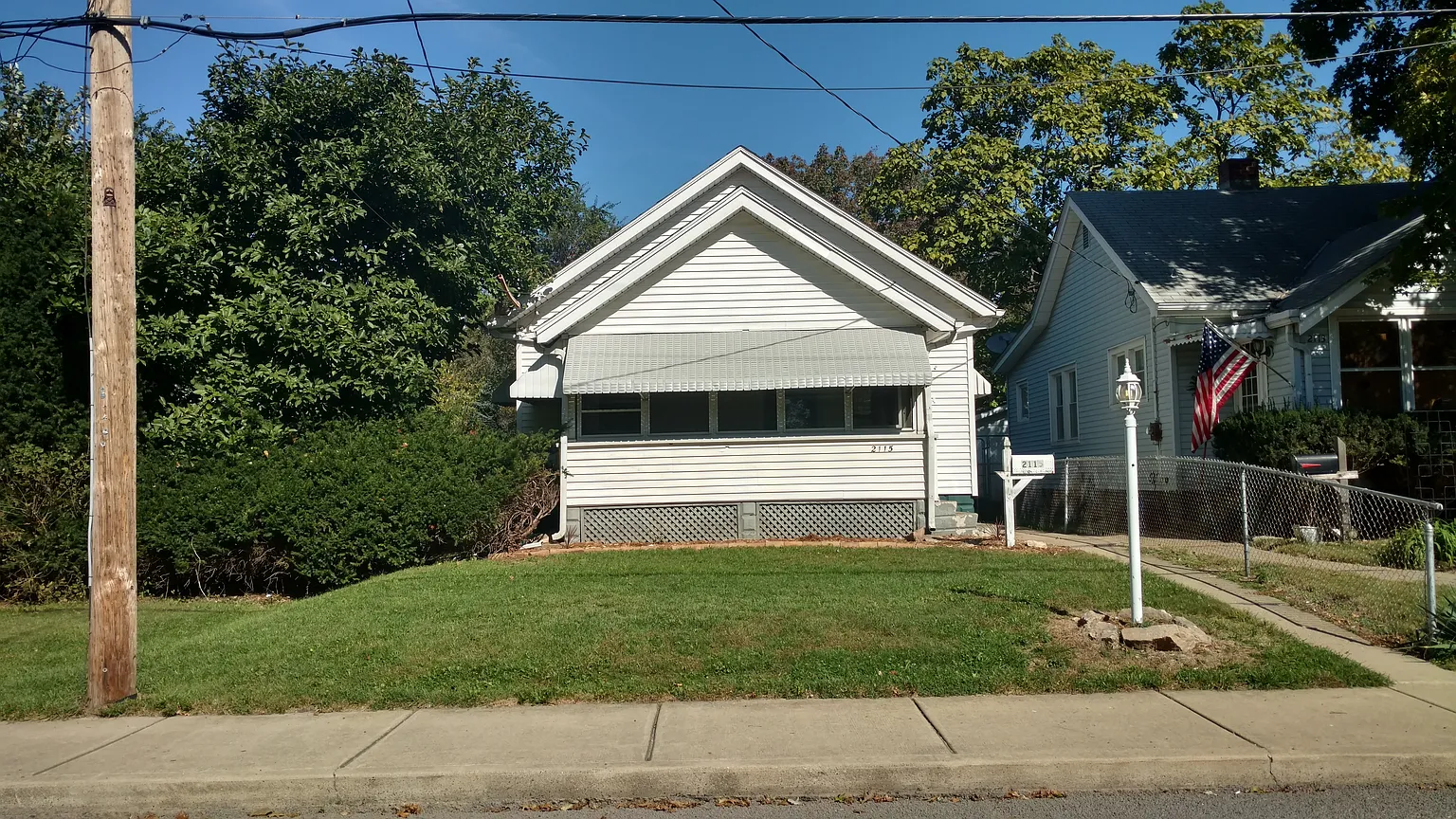 2115 W Callender Ave photo 1