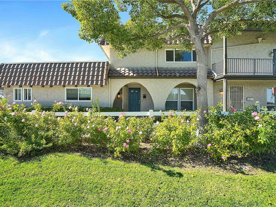 1st image of 24335 La Glorita Cir