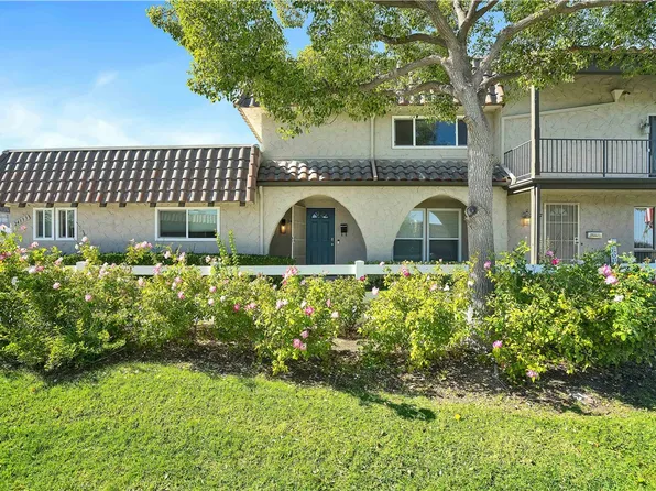 24335 La Glorita Cir, Newhall, CA 91321