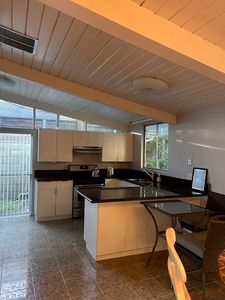 22839 Epsilon St, Woodland Hills, CA, 91364
