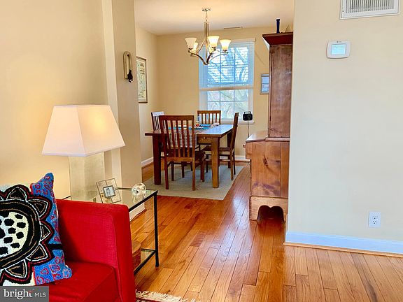 4th image of 4271 35th St S Unit B1