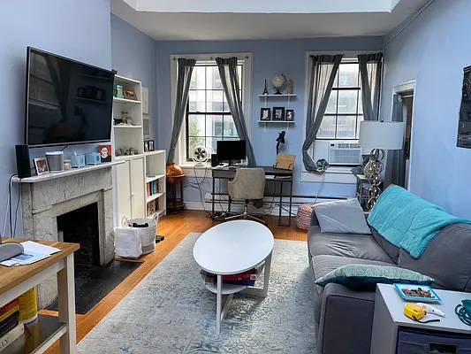 Rented by Compass | media 4