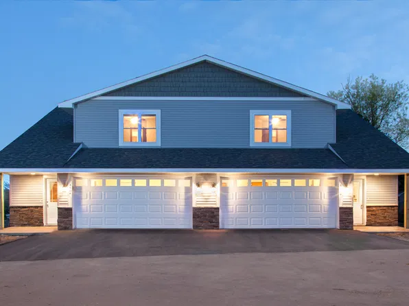 766 Magoo Rd, Hudson, WI 54016