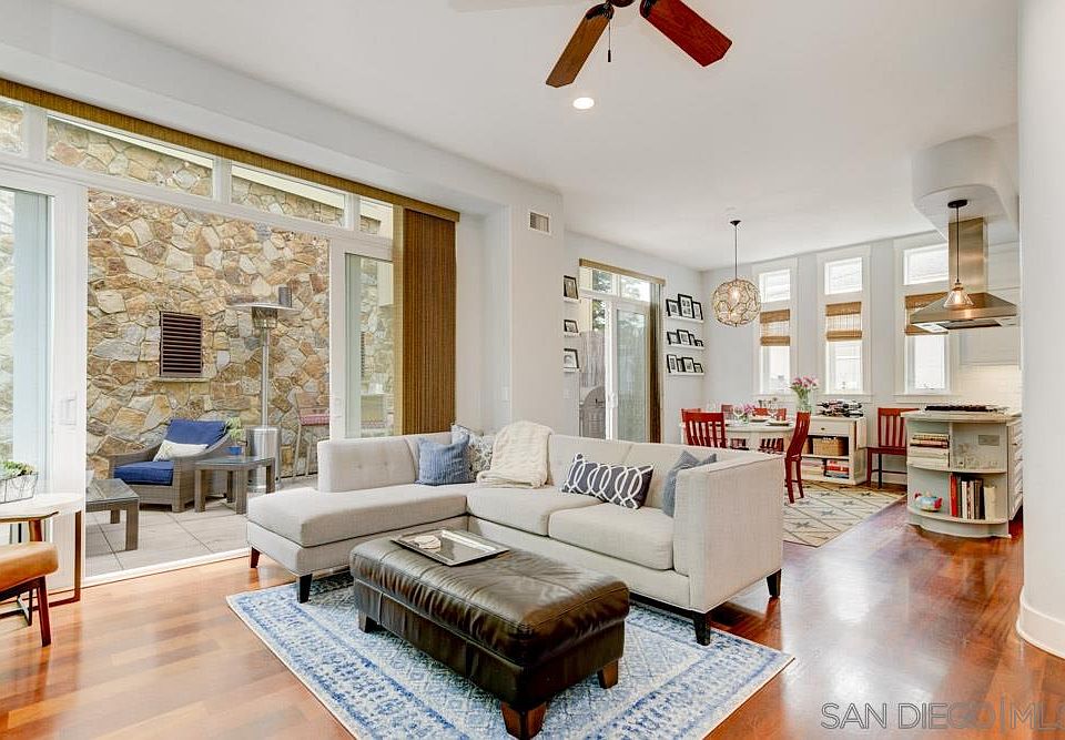 1st image of 411 Orange Ave APT 2