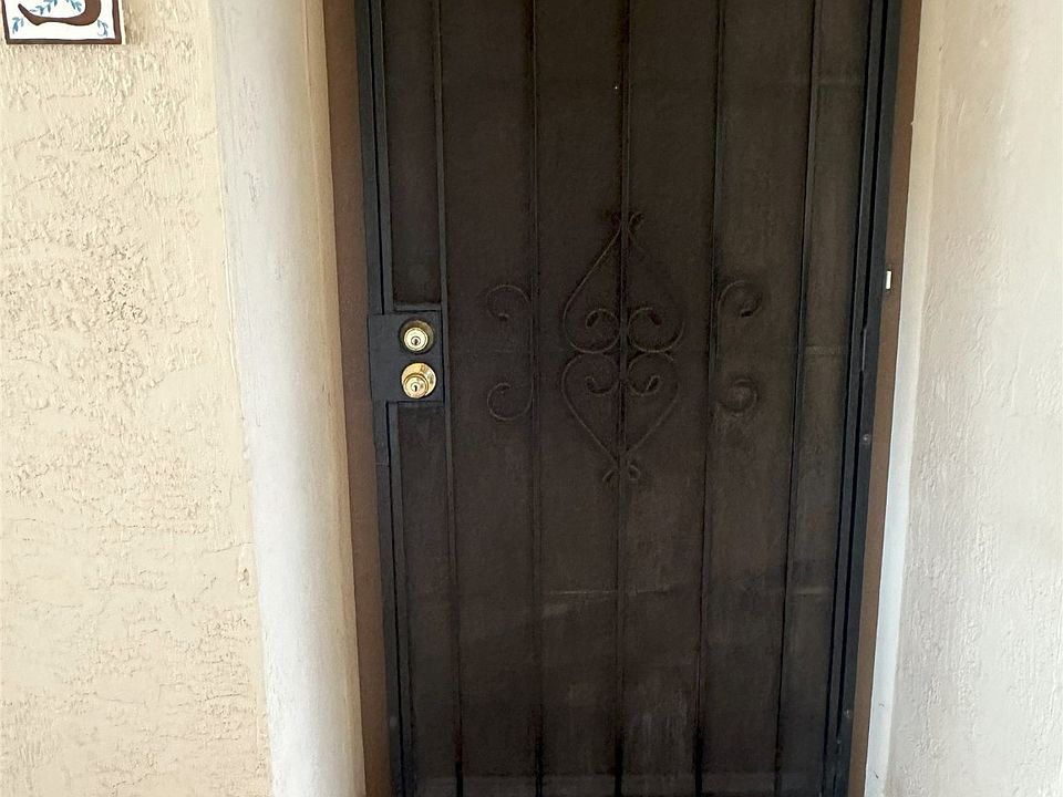 1st image of 155 Calle Ojo Feliz Unit S
