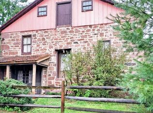 1700 N Texter Mountain Rd, Reinholds, PA 17569