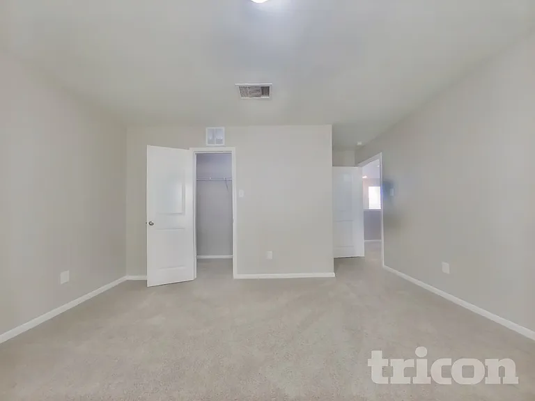 916 American Monarch Dr — Photo 11