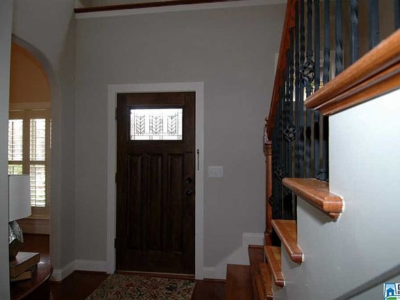 2nd image of 430 River Oaks Ln