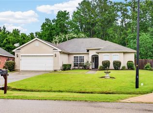 152 Emerald Crk E, Abita Springs, LA 70420